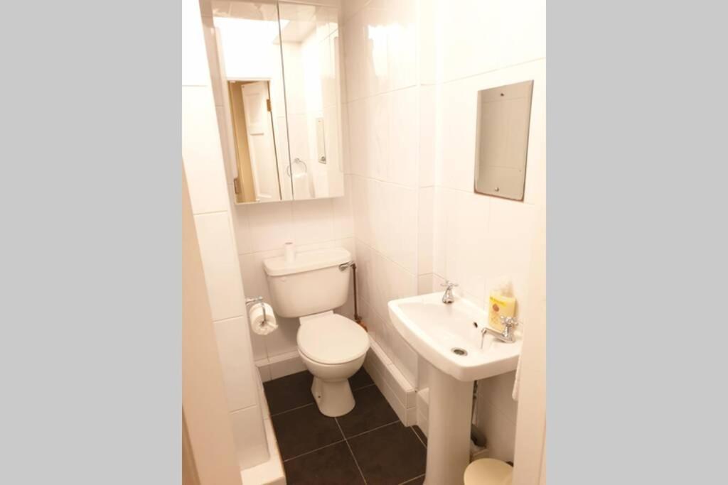 Ferienwohnung Large 3 Bed, Galway City Centre Exterior foto