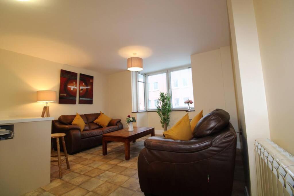 Ferienwohnung Large 3 Bed, Galway City Centre Exterior foto