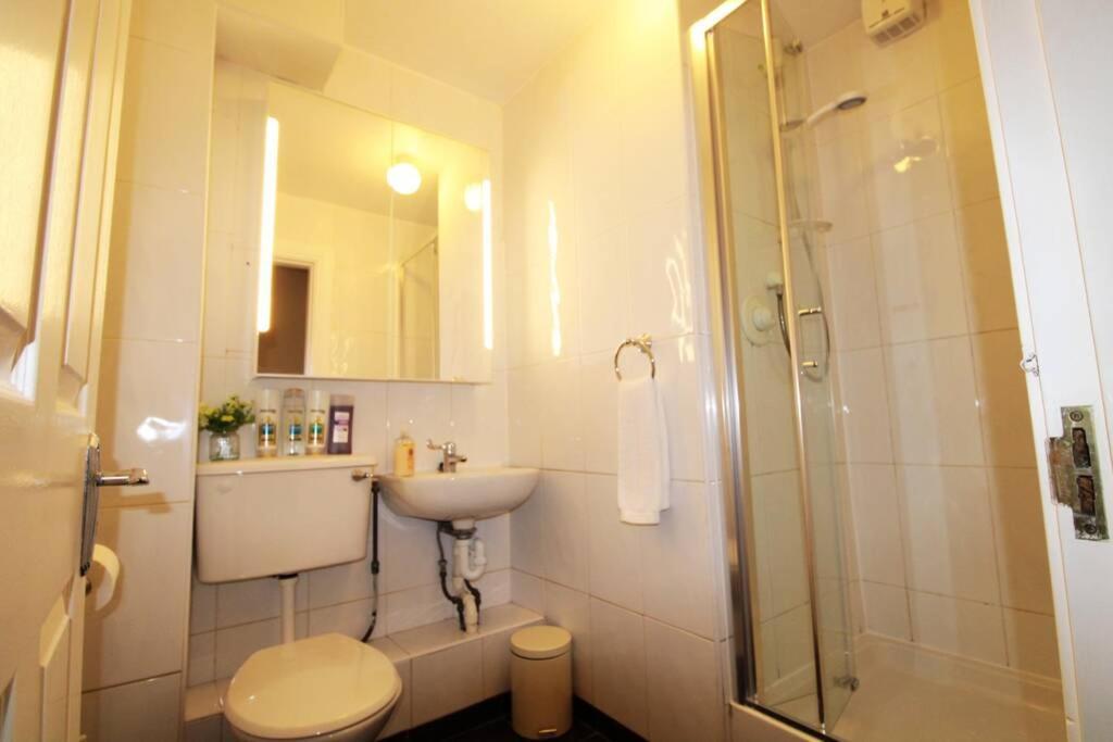 Ferienwohnung Large 3 Bed, Galway City Centre Exterior foto
